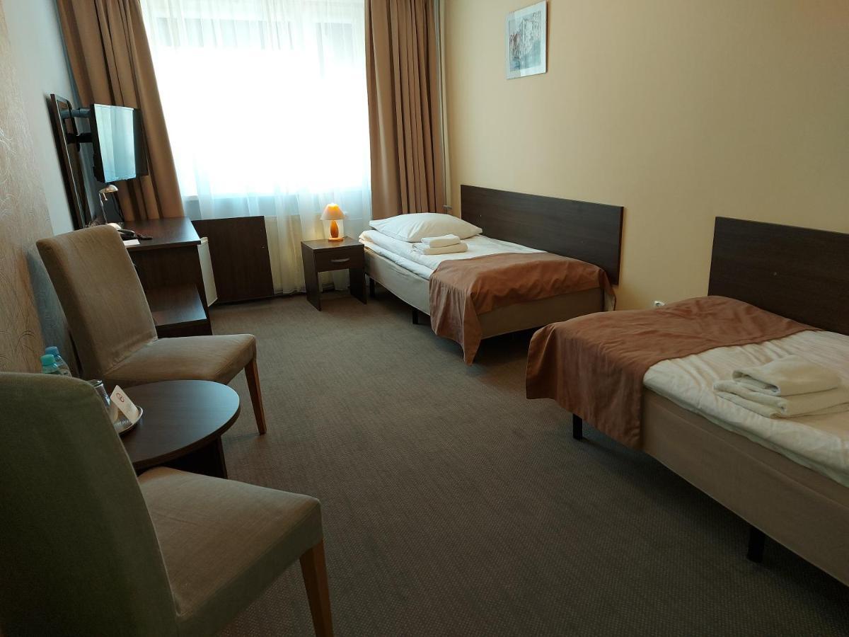 Hotel Ikar Бидгошч Екстериор снимка